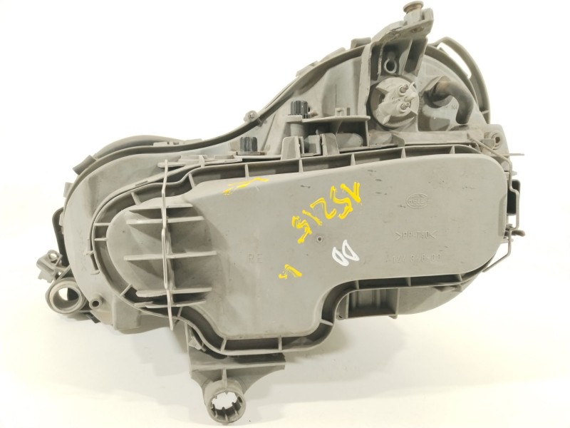 Recambio de faro derecho para mercedes-benz 124 sedán (w124) 260 e (124.026) referencia OEM IAM 2108203461   Recambio de faro derecho para mercedes-benz 124 sedán (w124) 260 e (124.026) referencia OEM IAM 2108203461