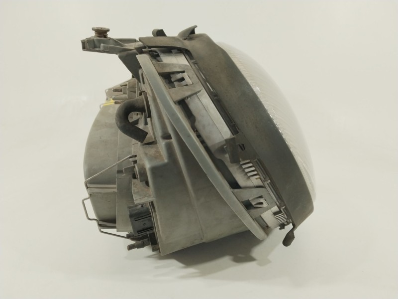 Recambio de faro derecho para mercedes-benz 124 sedán (w124) 260 e (124.026) referencia OEM IAM 2108203461   Recambio de faro derecho para mercedes-benz 124 sedán (w124) 260 e (124.026) referencia OEM IAM 2108203461