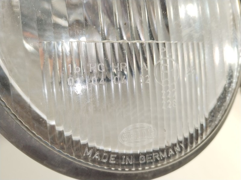 Recambio de faro derecho para mercedes-benz 124 sedán (w124) 260 e (124.026) referencia OEM IAM 2108203461   Recambio de faro derecho para mercedes-benz 124 sedán (w124) 260 e (124.026) referencia OEM IAM 2108203461