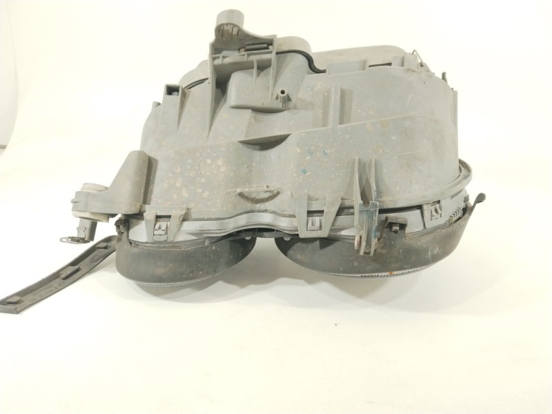 Recambio de faro derecho para mercedes-benz 124 sedán (w124) 260 e (124.026) referencia OEM IAM 2108203461   Recambio de faro derecho para mercedes-benz 124 sedán (w124) 260 e (124.026) referencia OEM IAM 2108203461