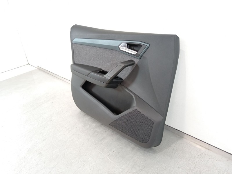 Recambio de guarnecido puerta delantera izquierda para seat arona referencia OEM IAM 6F08680779  