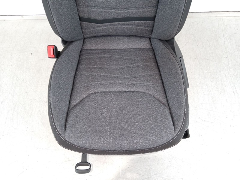 Recambio de asiento delantero izquierdo para seat arona referencia OEM IAM 2Q4881105H  