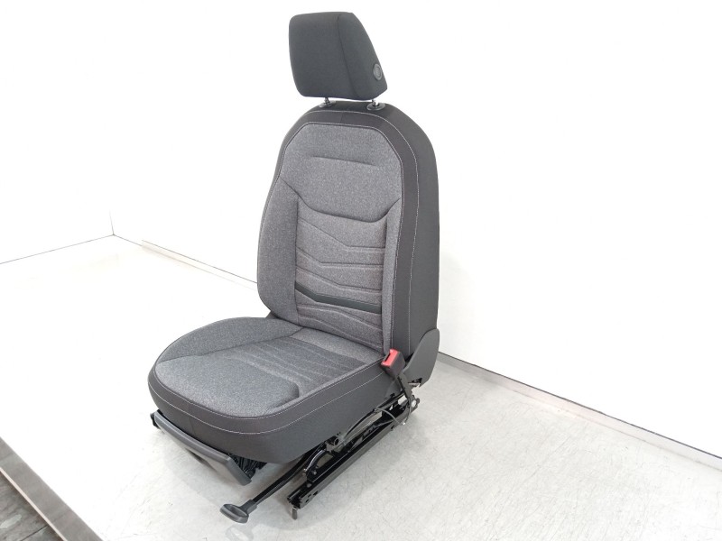 Recambio de asiento delantero derecho para seat arona referencia OEM IAM 2Q4881106H  