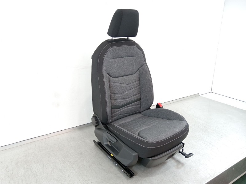 Recambio de asiento delantero derecho para seat arona referencia OEM IAM 2Q4881106H  