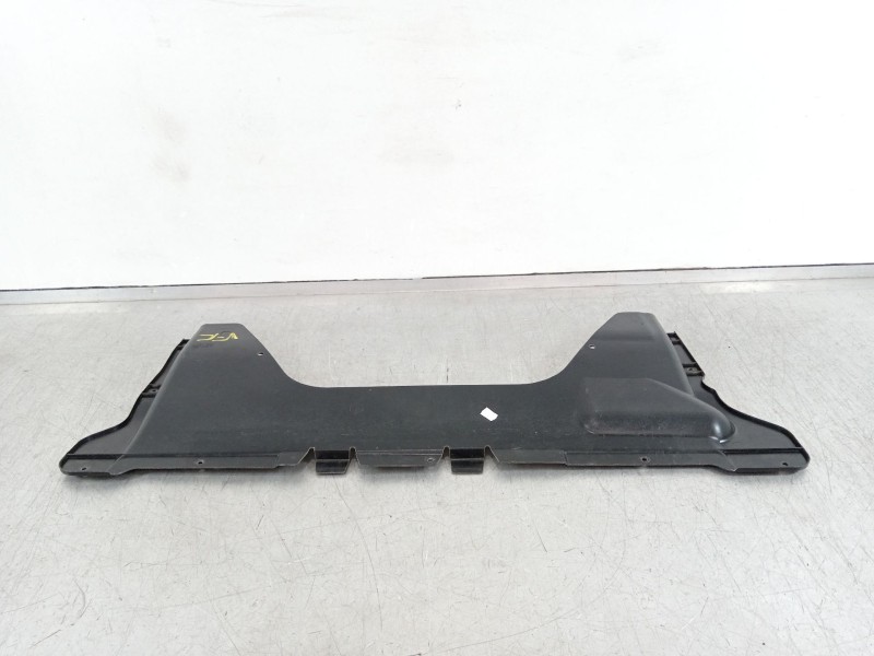 Recambio de cubrecarter para seat arona referencia OEM IAM 2Q0825235  