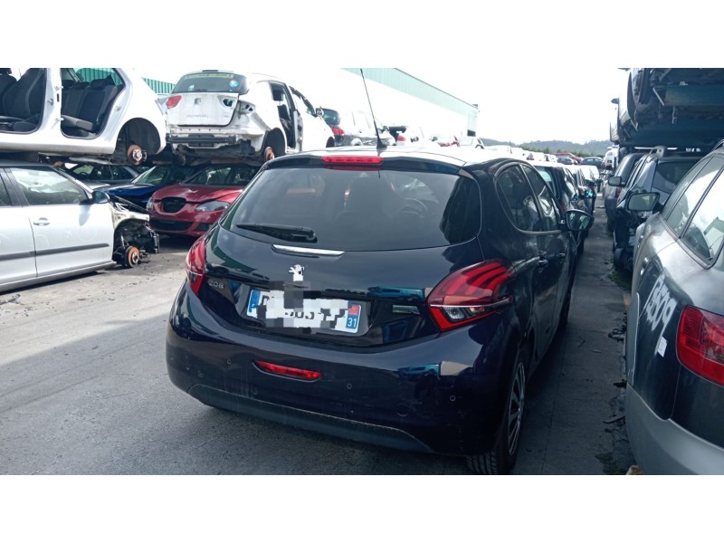 peugeot 208 i (ca_, cc_) del año 2015 peugeot 208 i (ca_, cc_) del año 2015