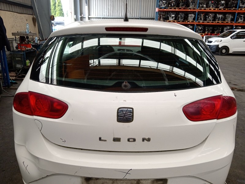 Recambio de porton trasero para seat leon (1p1) 1.9 tdi referencia OEM IAM   