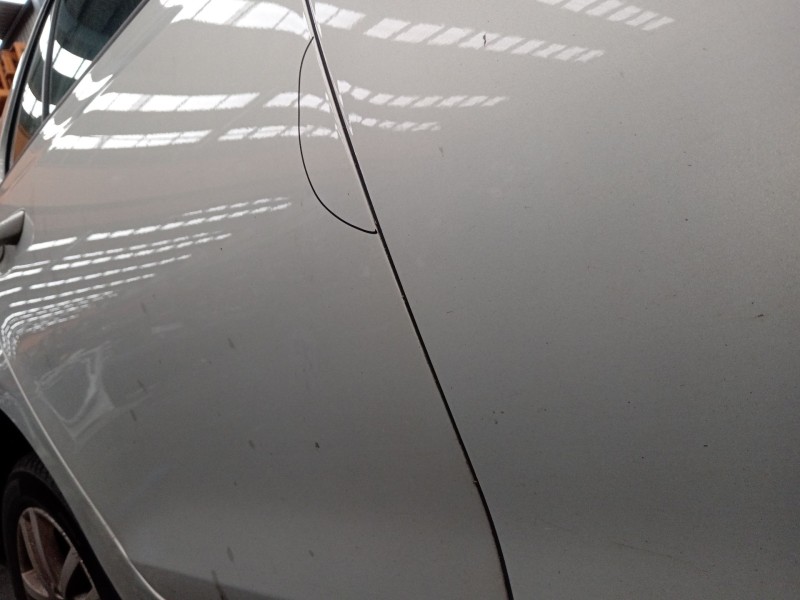 Recambio de puerta trasera derecha para volkswagen golf vi (5k1) 2.0 tdi referencia OEM IAM   