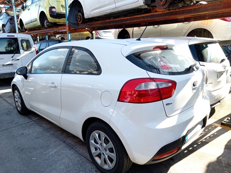 kia rio iii (ub) del año 2015