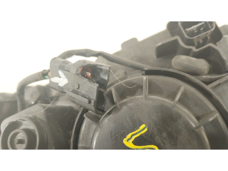 Recambio de faro derecho para kia carens i monospace (fc, fj) 2.0 crdi referencia OEM IAM 0K2JA51030  