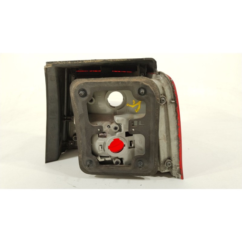 Recambio de piloto trasero izquierdo para kia carens i monospace (fc, fj) 2.0 crdi referencia OEM IAM 0K2JB51150  