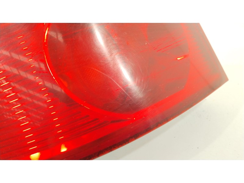 Recambio de piloto trasero izquierdo para kia carens i monospace (fc, fj) 2.0 crdi referencia OEM IAM 0K2JB51150A  