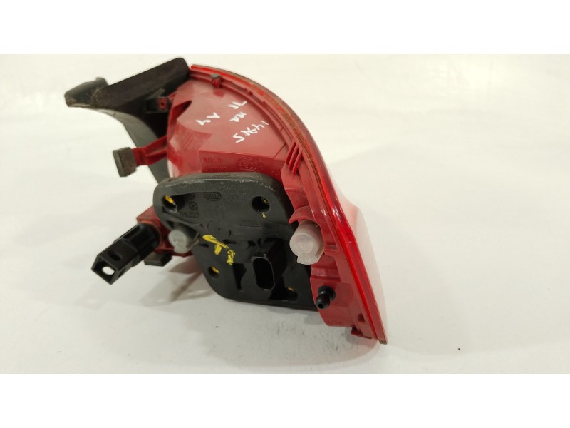 Recambio de piloto trasero izquierdo para audi a4 b8 (8k2) 2.0 tdi referencia OEM IAM 8K5945095K  