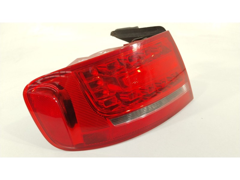 Recambio de piloto trasero izquierdo para audi a4 b8 (8k2) 2.0 tdi referencia OEM IAM 8K5945095K  