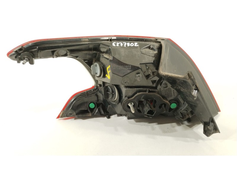 Recambio de piloto trasero derecho para peugeot 308 business line referencia OEM IAM 9677817580  81250201