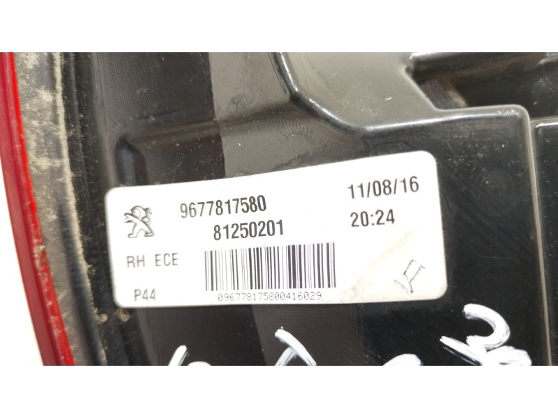 Recambio de piloto trasero derecho para peugeot 308 business line referencia OEM IAM 9677817580  81250201