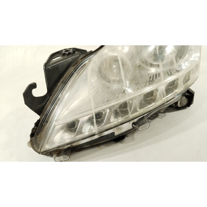 Recambio de faro izquierdo para peugeot 3008 monospace (0u_) 2.0 hdi hybrid4 referencia OEM IAM 9672682580 6208T7 89904857