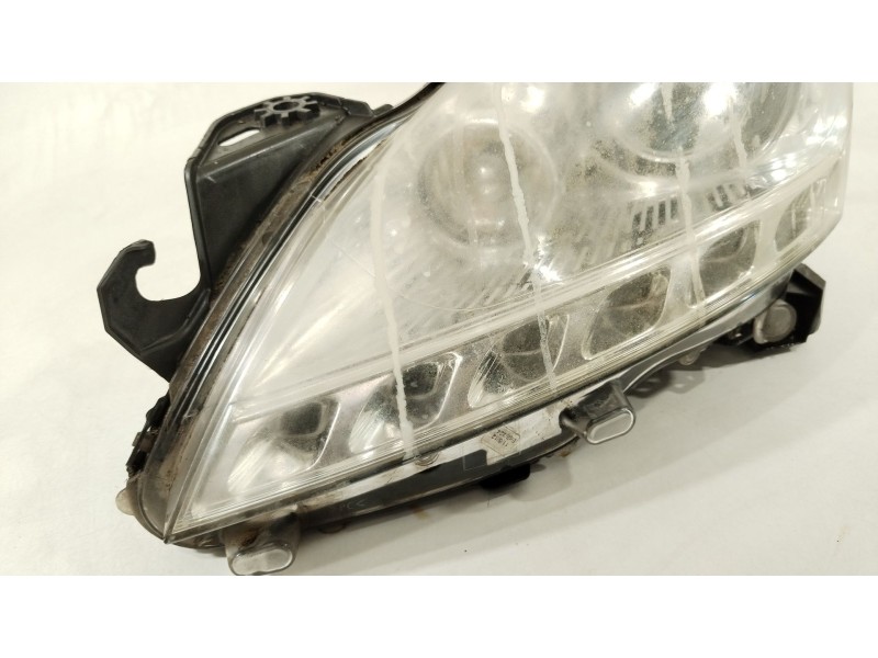 Recambio de faro izquierdo para peugeot 3008 monospace (0u_) 2.0 hdi hybrid4 referencia OEM IAM 9672682580 6208T7 89904857