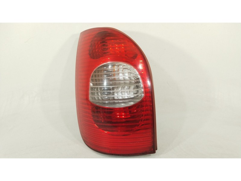 Recambio de piloto trasero izquierdo para citroën xsara picasso (n68) 1.6 hdi referencia OEM IAM 9650005880  89032867