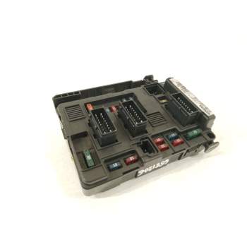 CAJA RELES / FUSIBLES 9643498880 BSMB3 T118470003G