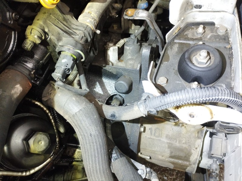 Recambio de caja cambios para peugeot 308 i (4a_, 4c_) 1.6 hdi referencia OEM IAM 20DP60  