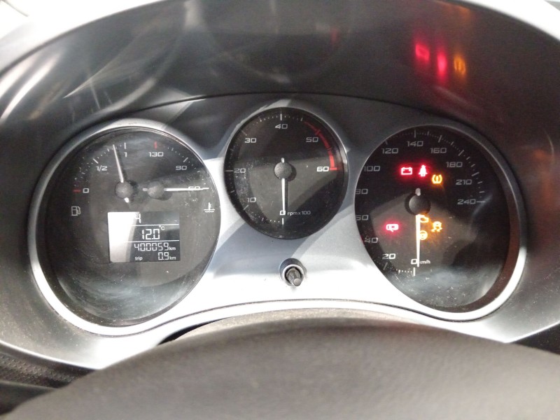 Recambio de cuadro instrumentos para seat leon (1p1) 1.9 tdi referencia OEM IAM 1P0920810F  A2C53279951