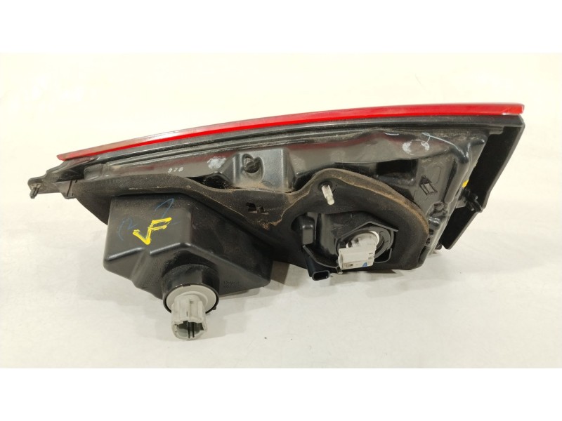 Recambio de piloto trasero izquierdo en porton para nissan qashqai (j11) 360 referencia OEM IAM 265554EA5C  