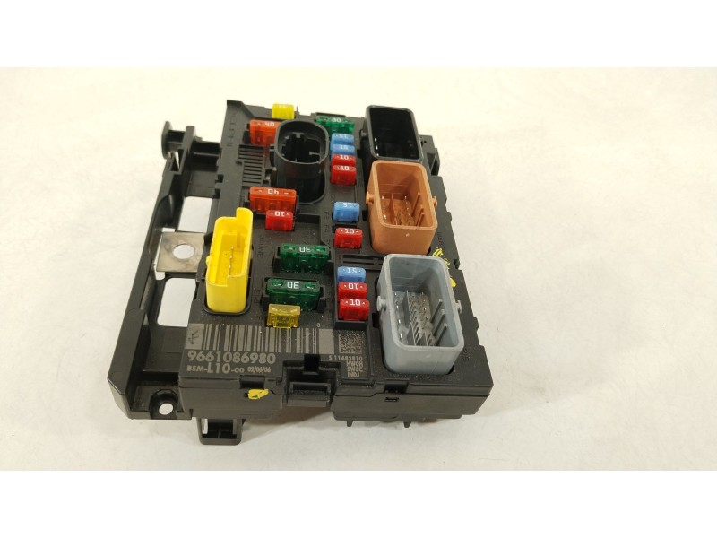 Recambio de caja reles / fusibles para peugeot 207/207+ (wa_, wc_) 1.4 hdi referencia OEM IAM 9661086980  BSML1000
