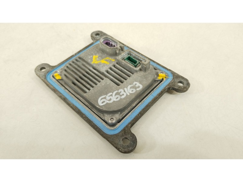 Recambio de centralita faros xenon para kia optima concept referencia OEM IAM AA6789700DG  10R044663