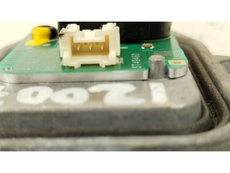 Recambio de centralita faros xenon para bmw serie 3 touring (f31) 320d referencia OEM IAM 19966000 20164400 4329816