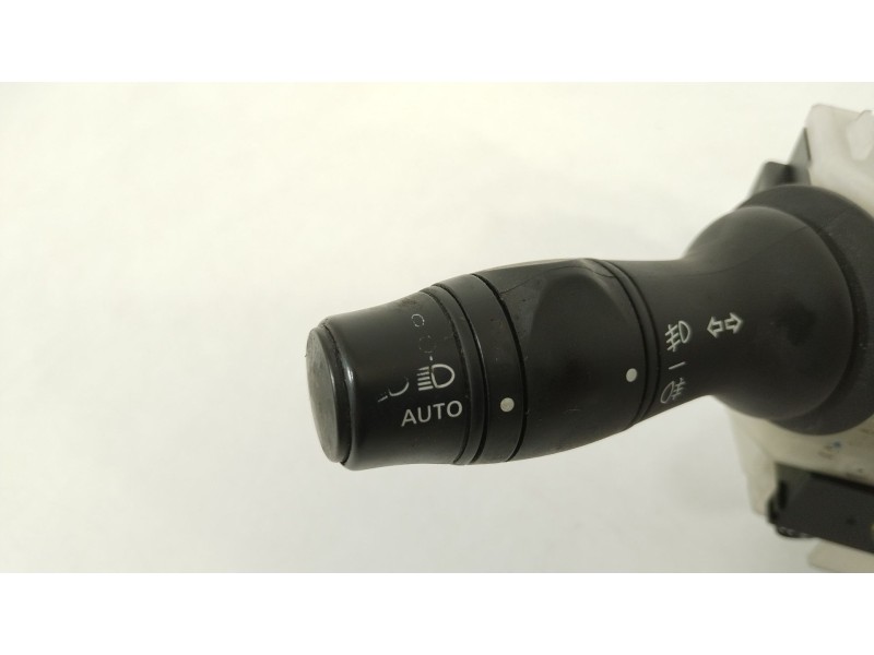 Recambio de mando luces para renault megane iii berlina 5 p bose edition referencia OEM IAM 255670019R  255520014R