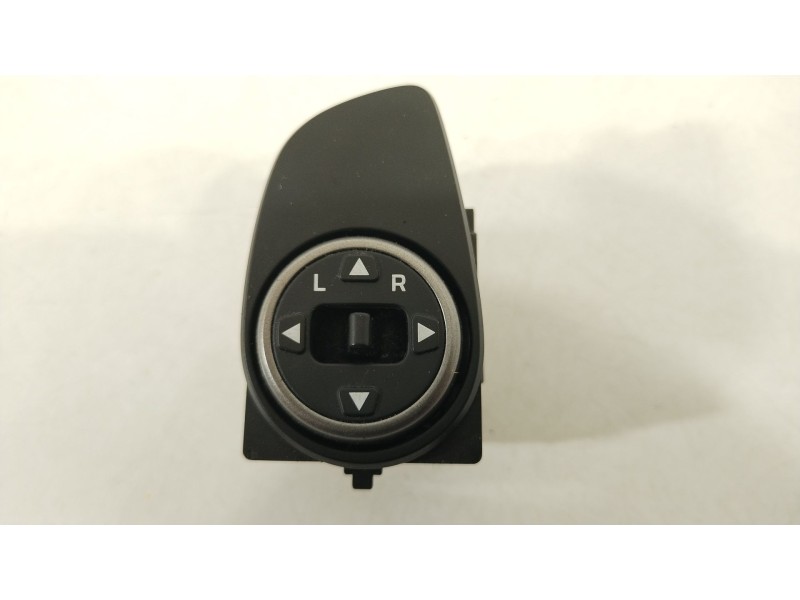 Recambio de mando retrovisor para hyundai i20 ii (gb, ib) 1.4 crdi referencia OEM IAM 299140228  