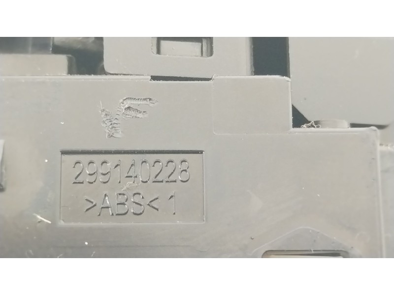 Recambio de mando retrovisor para hyundai i20 ii (gb, ib) 1.4 crdi referencia OEM IAM 299140228  