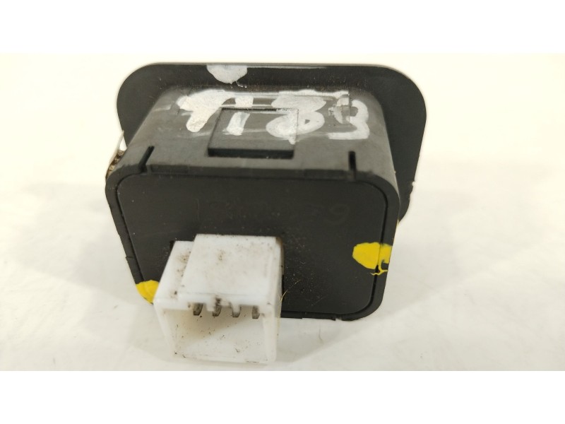 Recambio de interruptor para kia carnival 2.9 crdi vgt active referencia OEM IAM 967404D100  