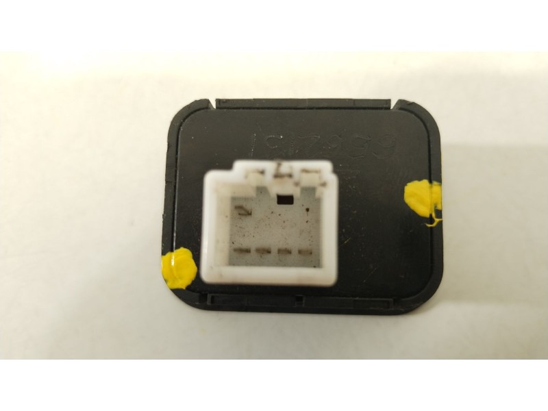 Recambio de interruptor para kia carnival 2.9 crdi vgt active referencia OEM IAM 967404D100  