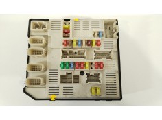 Recambio de caja reles / fusibles para renault megane iii grandtour (kz0/1) 1.5 dci referencia OEM IAM 284B60008R 8229510172 519
