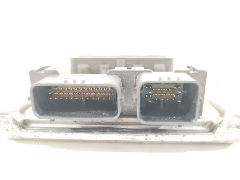 Recambio de centralita motor uce para chrysler 300c (lx, le) 3.0 crd referencia OEM IAM P04692230AH  