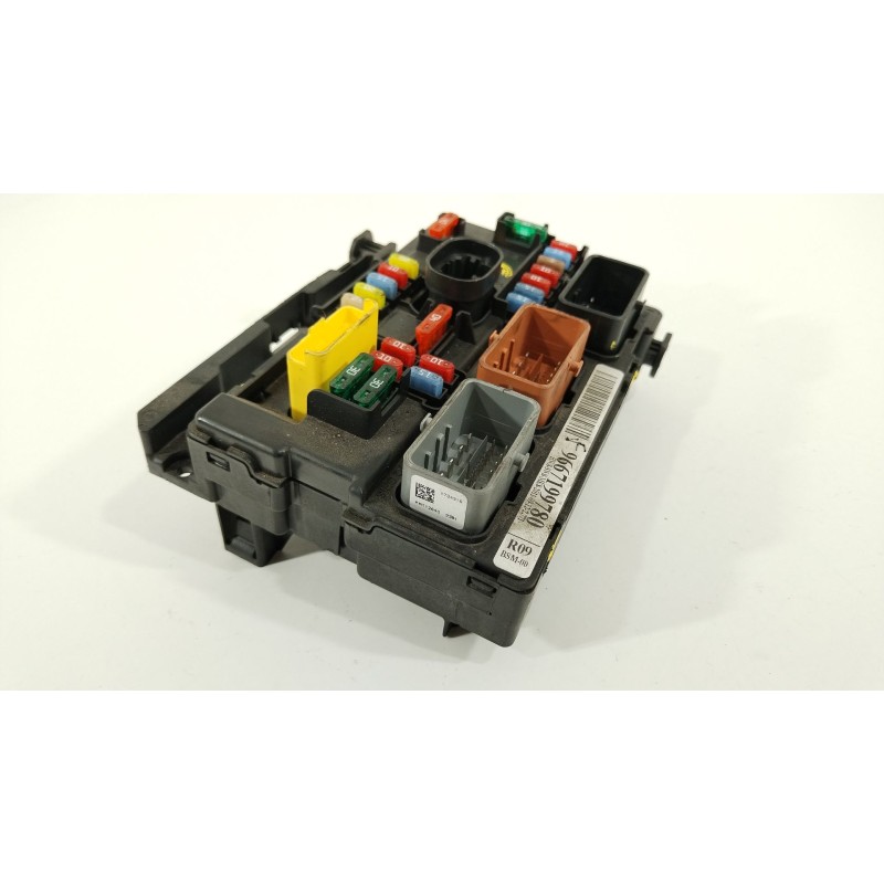 Recambio de caja reles / fusibles para peugeot 207/207+ (wa_, wc_) 1.6 hdi referencia OEM IAM 9667199780  BSM00R09