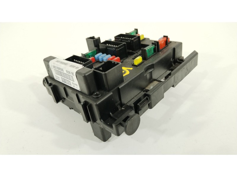 Recambio de caja reles / fusibles para peugeot 406 coupé (8c) 2.0 16v referencia OEM IAM 9657608580  BSMB5
