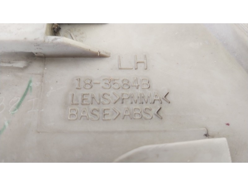 Recambio de piloto delantero izquierdo para citroën saxo (s0, s1) 1.5 d referencia OEM IAM 630359  183584B