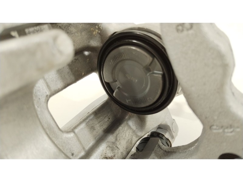Recambio de pinza freno trasera izquierda para seat arona (kj7, kjp) 1.0 tsi referencia OEM IAM 2Q0615423C 2Q6ACVCR311 