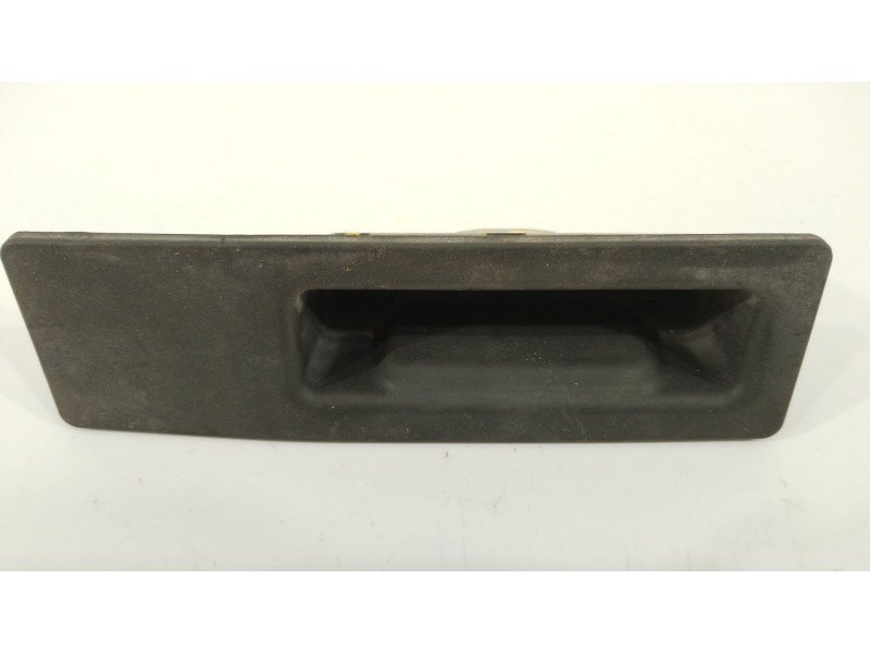 Recambio de maneta exterior porton para bmw serie 2 gran tourer (f46) 218d referencia OEM IAM 7463161  