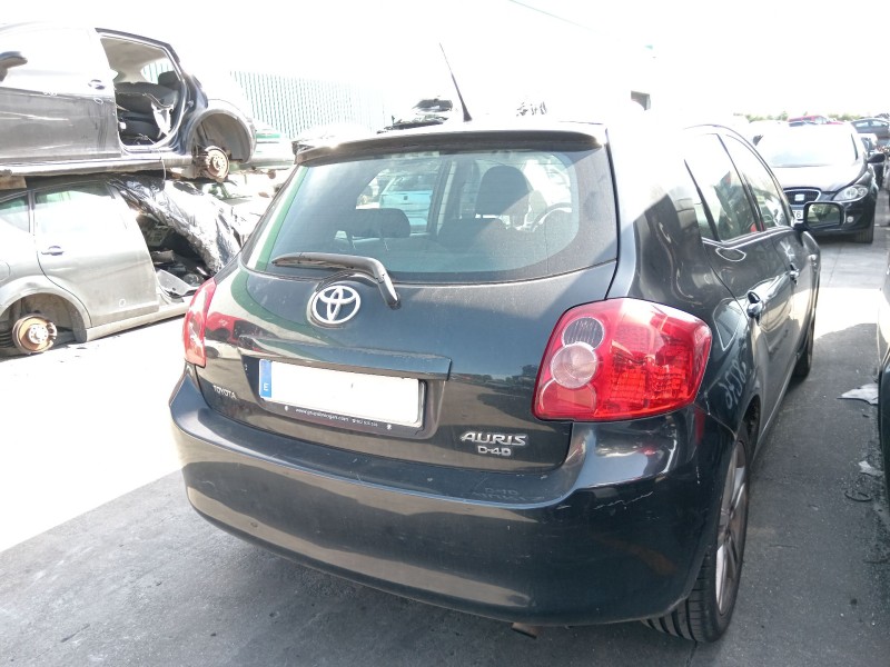 toyota auris (_e15_) del año 2007