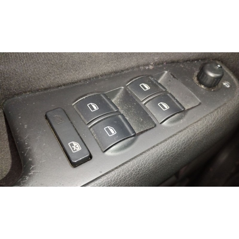 Recambio de mando elevalunas delantero izquierdo para audi a4 b7 avant (8ed) 2.0 tdi referencia OEM IAM   