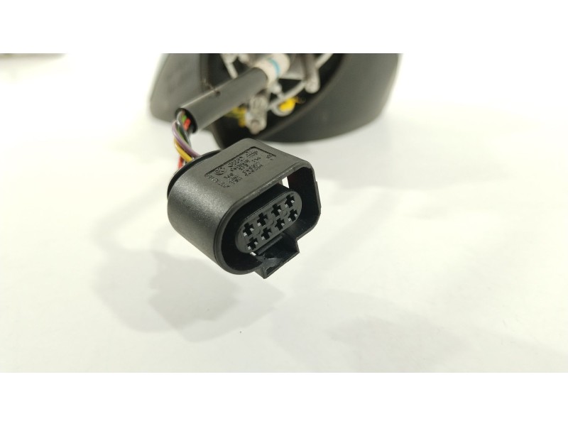 Recambio de retrovisor derecho para seat leon (1p1) 1.9 tdi referencia OEM IAM 1P2857508A  212836400
