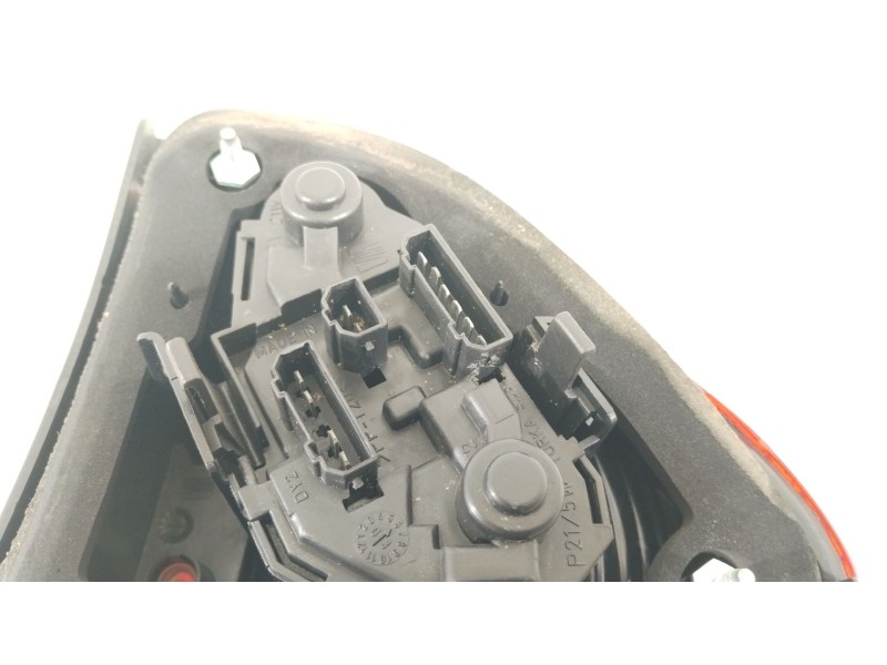 Recambio de piloto trasero izquierdo para seat leon (1m1) 1.9 tdi referencia OEM IAM 1M6945111 1M6945257 1M6945095A