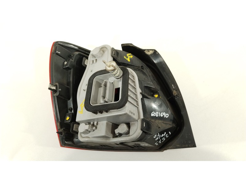 Recambio de piloto trasero derecho para volkswagen polo (6r1) advance referencia OEM IAM 6R0945096C 6R0945096D 6R0945112B