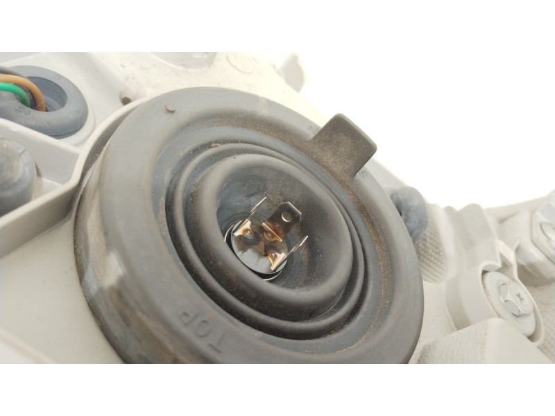 Recambio de faro derecho para chevrolet aveo / kalos hatchback (t250, t255) 1.4 referencia OEM IAM 96995728  