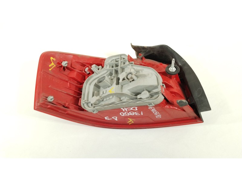 Recambio de piloto trasero derecho para audi a3 (8p1) 2.0 tdi 16v referencia OEM IAM 8P3945096  