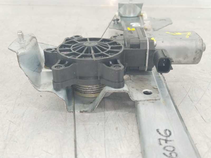 Recambio de elevalunas delantero derecho para dacia dokker monospace (ke_) 1.6 lpg referencia OEM IAM 807209071R  128001471B